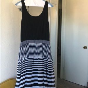 Black and white maxi dress
